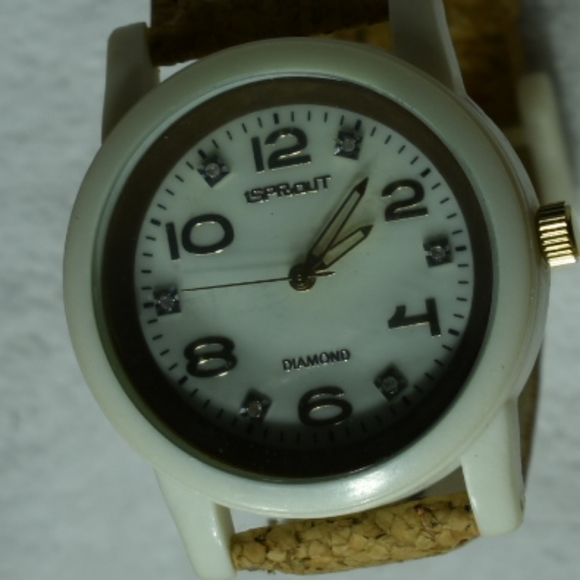 Sprout Diamond Organic Biodegradable Watch with Cork Band - Picture 7 of 7